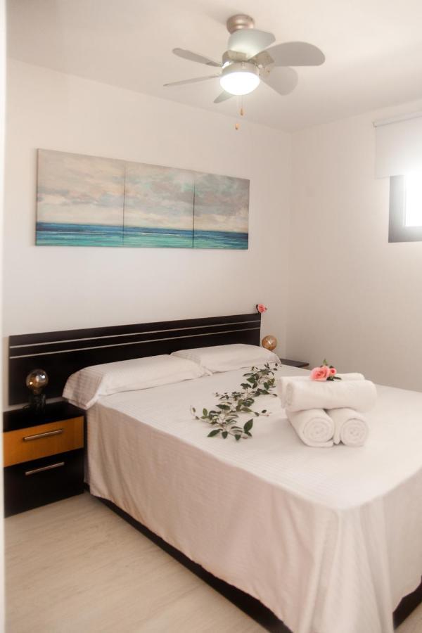 Apartamentos Thaisay Luz Del Mar II プエルト・デル・カルメン エクステリア 写真