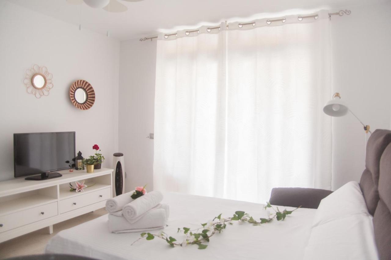Apartamentos Thaisay Luz Del Mar II プエルト・デル・カルメン エクステリア 写真